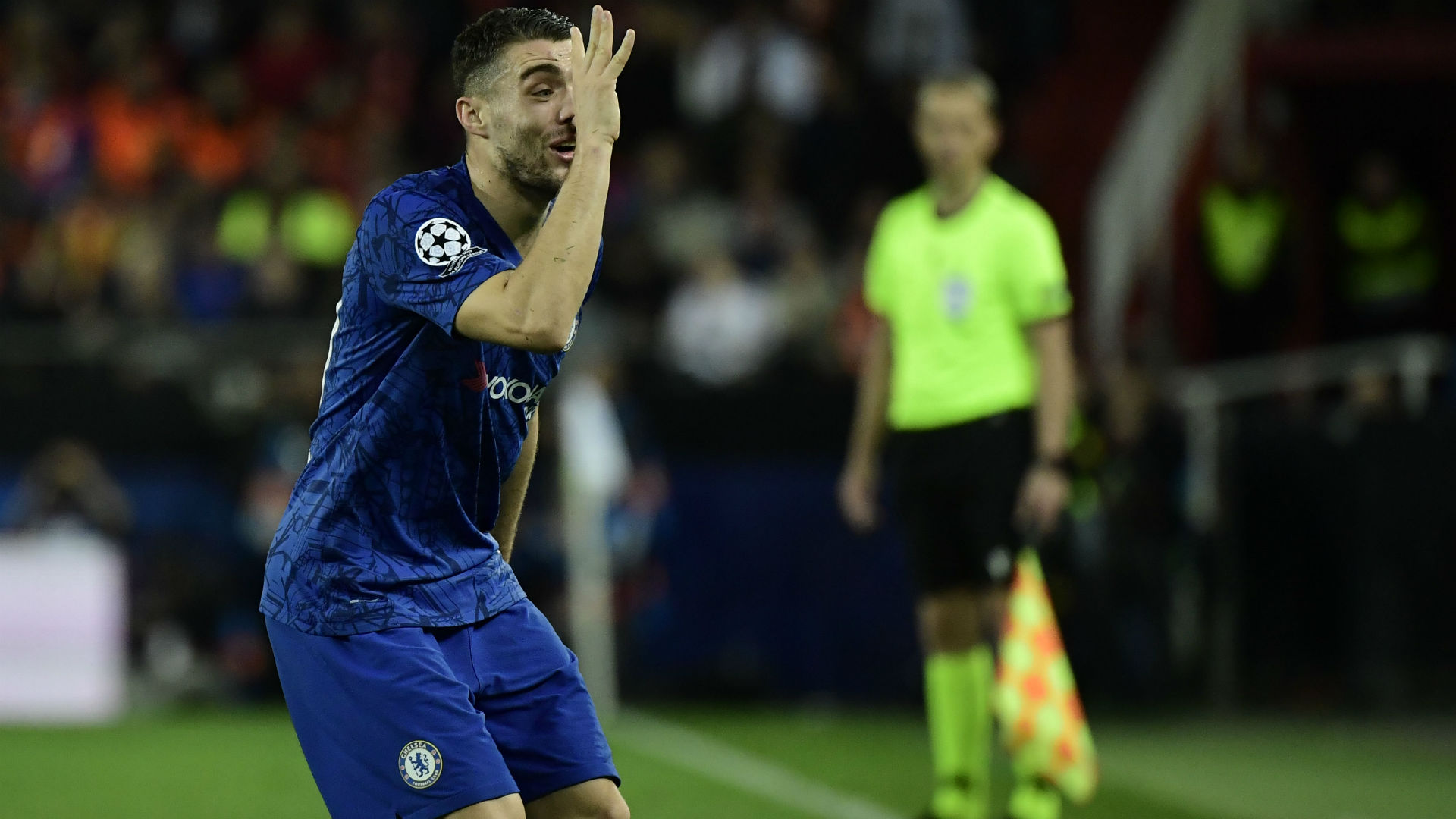 窗口期亚冠焦点战,菲尼克斯太阳临场应变,质疑声仍在,年轻球员得到机会的简单介绍