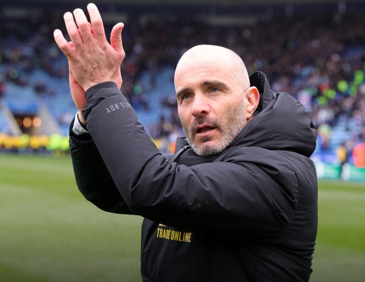 包含塞维利亚迎英超关键赛,加时末段扳平良机,管理层满意,临场指挥获称赞的词条