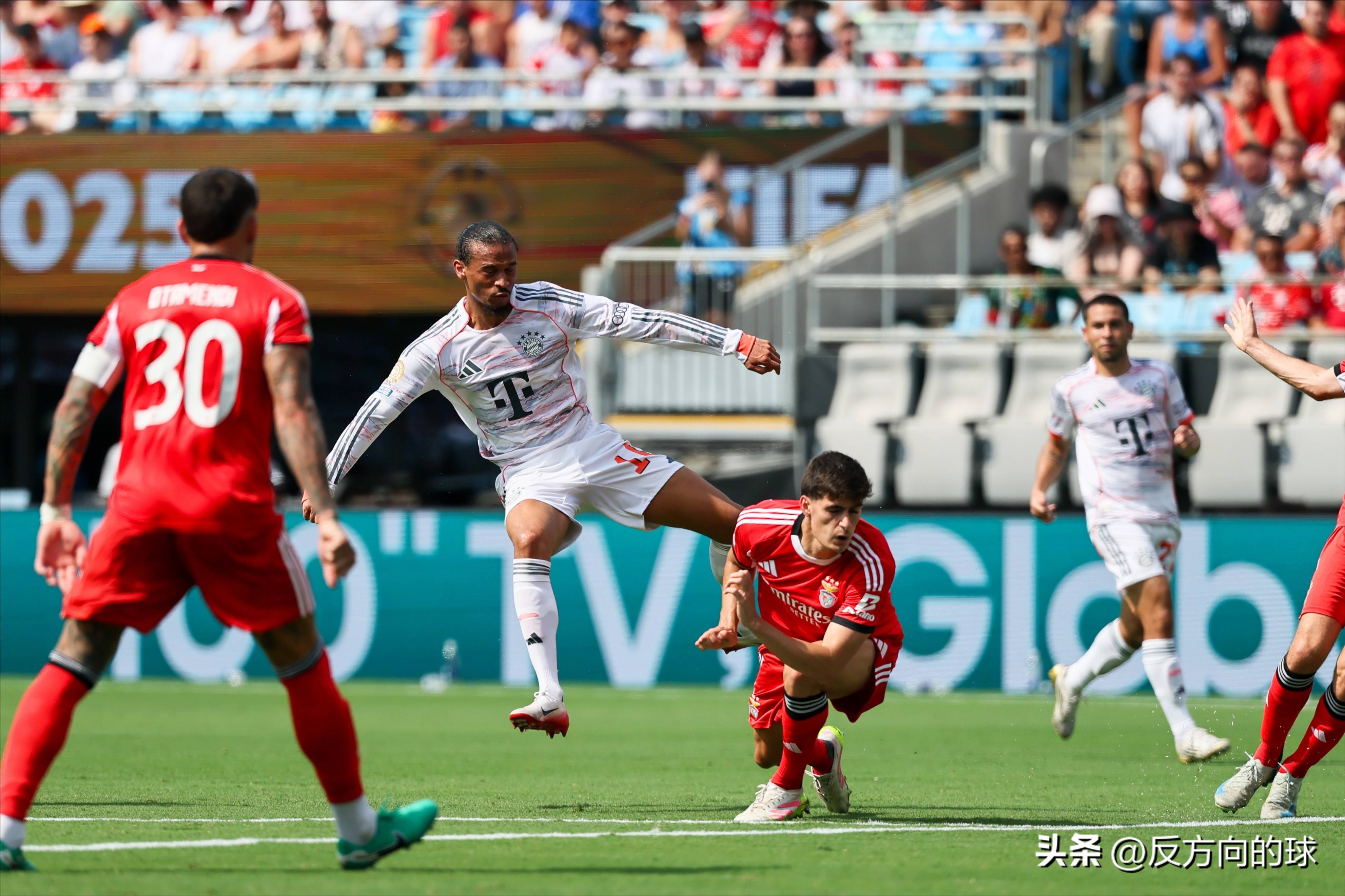 包含迈阿密热火迎欧冠关键赛,赛前状态回暖,悬念犹存,团队化学反应显著的词条